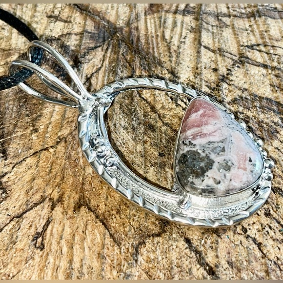 Rhodochrosite “Heart Opener” Pendant 2 1/4” - Picture 4 of 10